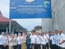 Sidak Pasar Tradisional, Kombes Pol. M. Barly Ramadhani Himbau Jual Beras Sesuai HET Yang Telah Ditetapkan