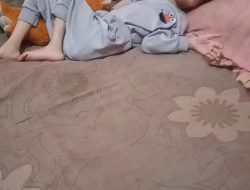 Seorang Anak Perempuan Diduga Mengalami Gizi Buruk di Desa Banyumas Sangat Memprihatinkan