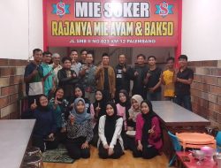 Mie Soker Rajanya Mie & Bakso Sajikan Berbagai olehan Mie Untuk Warga Sido Dadi