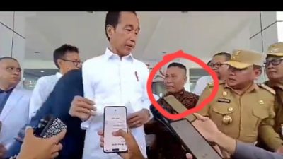 Viral, Seorang Pria Menerobos Paspampres saat Presiden Jokowi Melakukan Konferensi Pers