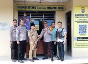 Kepala Desa Trikaya Menyerahkan Senpi Laras Panjang Ke Pihak Polsek Purwodadi