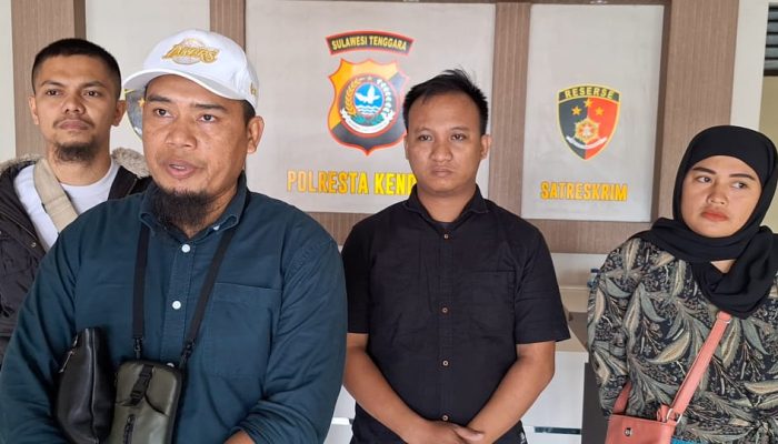 Sejumlah Korban Penipuan CV. Tujuh Wali-Wali Kembali Berkunjung ke Polres Kendari Menkonfirmasi Progres Tindaklanjut Laporan