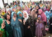 Bupati Hj Ratna Machmud Mengimbau dan Mengajak Masyarakat Tingkatkan Iman dan Bertaqwa