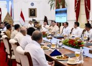 Gelar Ratas dan Makan Siang Bersama, Presiden Prabowo Bahas Penanganan Judi Online hingga Perlindungan Anak di Ranah Digital