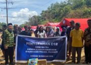 Bank Sultra Salurkan Bantuan Peralatan Dapur Korban Kebakaran di TPA