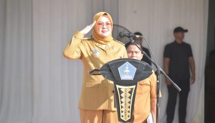 Walikota Kendari Pimpin Apel Gabungan Lingkup Pemkot yang Dirangkaikan dengan Halal Bihalal