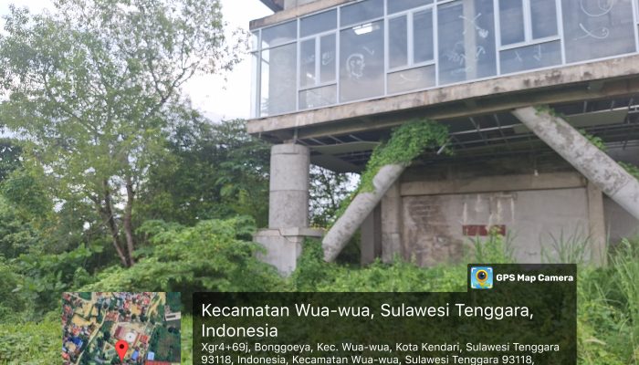 Rumput Belukar Menggerogoti Proyek Revitalisasi dan Pengembangan Gedung Asrama Haji di Kota Kendari Terbengkalai