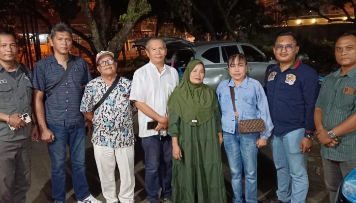 Jurnalis Yang Tergabung Dalam 300 Media Pemprov Sumut Beri Penghormatan Terakhir Kepada Sang Istri & Anak Lelaki Alm. Selamat Purba