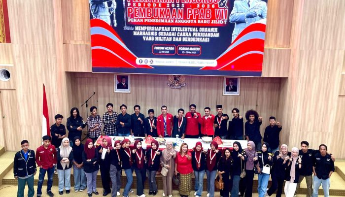 Ketua DPC GMNI Kendari Resmi Lantik Pengurus GMNI Unsultra Periode 2025-2026