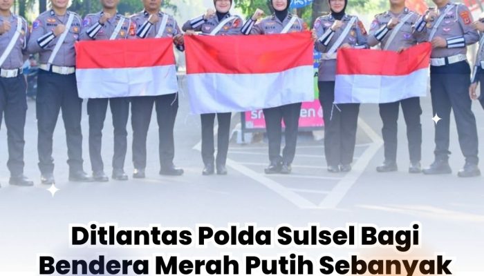 Ditlantas Polda Sulsel Bagi Bendera Merah Putih Sebanyak 680 ke Pengendara