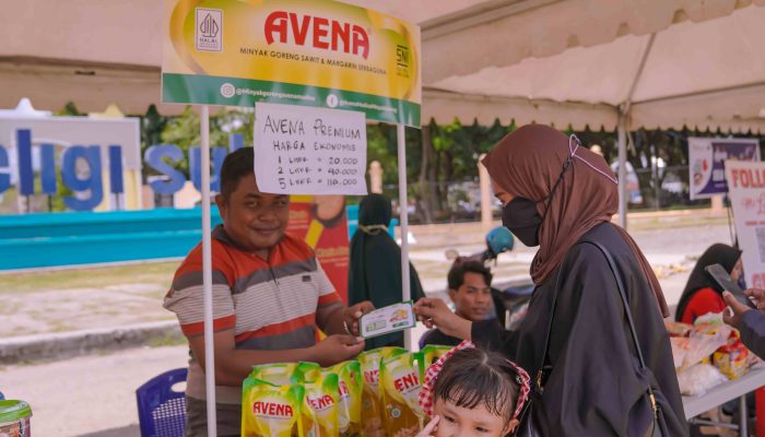 Bank Sultra Salurkan 1.274 Voucher Belanja Dalam Gerakan Pangan Murah di Kendari