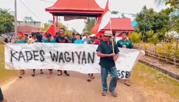 Diduga Hampir 80% Aparat Desa Terima Dana UMKM: Ratusan Warga Tuntut Pemberhentian Kepala Desa Lalonona