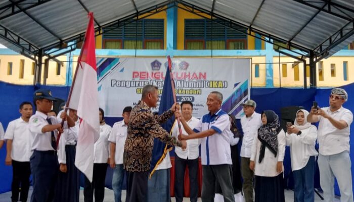 IKA SMP 3 Kendari Resmi Dikukuhkan dengan Tema “Membangun Sinergitas dengan Alumni untuk Kemajuan Sekolah dan Daerah”
