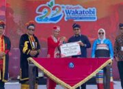 Dukung Pembangunan dan Kesejahteraan, Bank Sultra Salurkan CSR di HUT Bombana dan Wakatobi