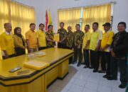 Darlian Pone Kembalikan Formulir Pendaftaran Calon Ketua DPD Partai Golkar Kabupaten Way Kanan