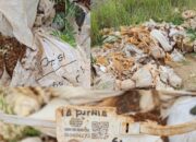 Sampah Plastik dan Limbah Ore Nikel Diduga Milik PT Surveyor Indonesia Berserakan