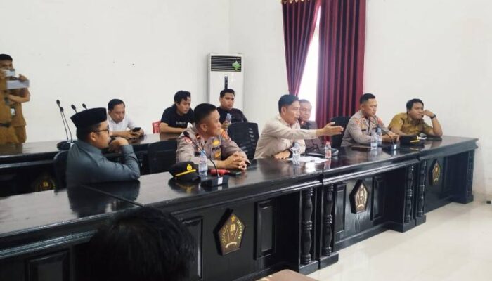 Ketua Komisi II DPRD Konawe Terima Aspirasi Ratusan Sopir Dump Truk