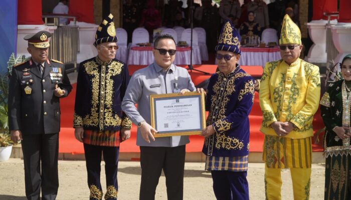 Mengusung Tema “GEMAS Berlanjut dalam Ekosistem Agroindustri ” Pemkab Koltim Gelar Upacara Hari Jadi Ke-13