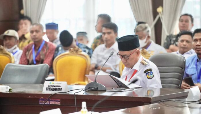 Tingkatkan Kontribusi Pertumbuhan Ekonomi Daerah, Plt. Bupati Koltim Hadiri RUPS-LB BPR Bahteramas