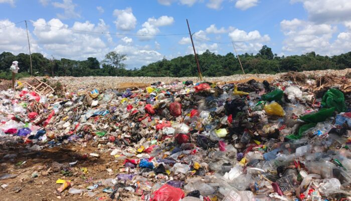 Perbedaan Pendapat Memicu Keterbukaan Informasi Publik, TPA Puuwatu Memberikan Dampak Serius, DLH Kota Kendari Ramai Disorot Publik