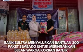 Bank Sultra Menyalurkan Bantuan 300 Paket Sembako untuk Meringankan Beban Warga Korban Banjir 