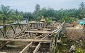 Jembatan untuk Rakyat, Tapi Lahan Rakyat Dirusak pada Pelaksanaan Proyek Polo 13,5 Miliar