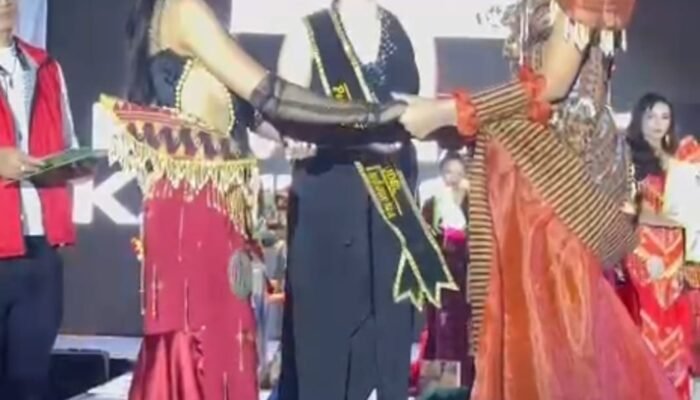 Siswi MTsN 1 Kota Kendari Raih Juara Umum Pesona Wastra Nusantara Nasional 2026, Siap Wakili Indonesia ke Asia