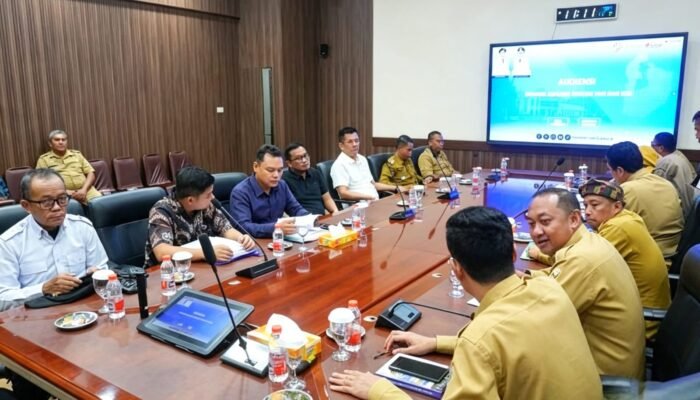Bupati Deli Serdang Tegaskan Kurangnya Sosialisasi Dari OPD Terkait Soal LSD, Pengusaha Ternak Ayam Petelur Jadi Korban Penipuan PBG Palsu
