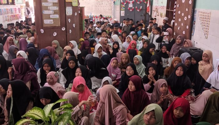 Peringati Hari Maulid Nabi SAW, SDN Tambak Sumur Gelar Lomba Menghafal Ayat Suci Al Qur’an 