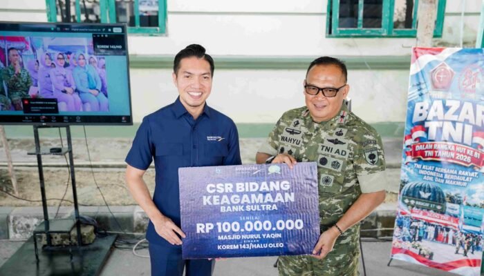 Sambut HUT ke-81 TNI, Bank Sultra Serahkan Bantuan CSR Pembangunan Masjid dan Beasiswa untuk Anak Prajurit Korem 143/HO