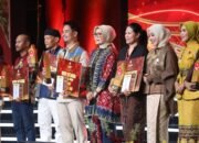 Plt Ketua Dekranasda Kolaka Timur Hadiri Fashion Show Kriyanusa 2026, Sultra Sabet Dua Penghargaan