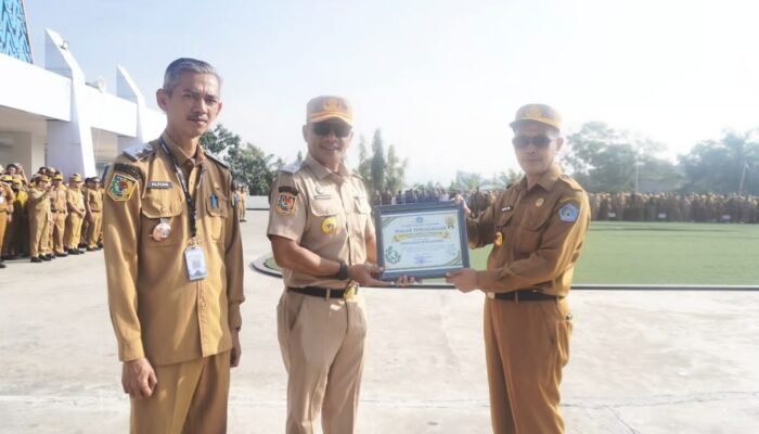 Dinas Sosial Kendari Raih Penghargaan Setoran Sampah Anorganik Terbanyak